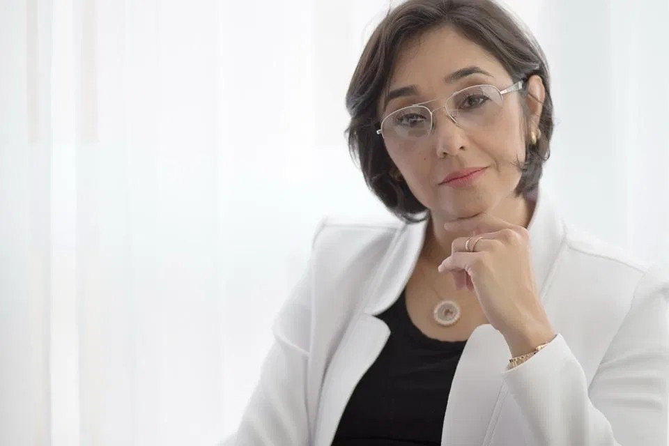 Greici Vieira Pereira Carlin, fundadora e fisioterapeuta responsável pela Carlin Saúde Integrativa